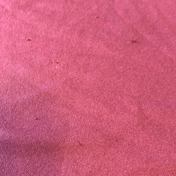 Under Armour Men's Burgundy Short Sleeve Tee - Picture 8 of 8